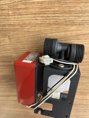Bơm ống thổi Noritsu / Fuji / Konica / Agfa / Kreonite Minilab Iwaki KBR-3XAU1M đã qua sử dụng 133C966880A 133C966880 nhà cung cấp