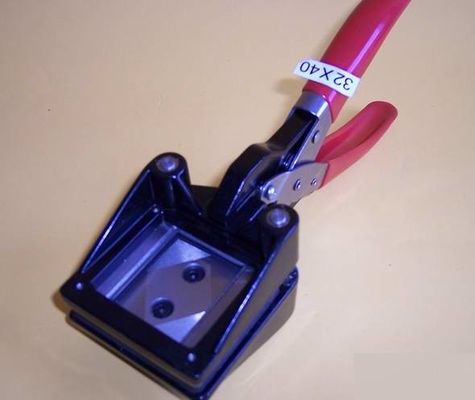 Máy cắt ảnh ID vận hành bằng tay Máy cắt hộ chiếu 32mm X 40mm Máy cắt bằng tay Nguồn điện nhà cung cấp