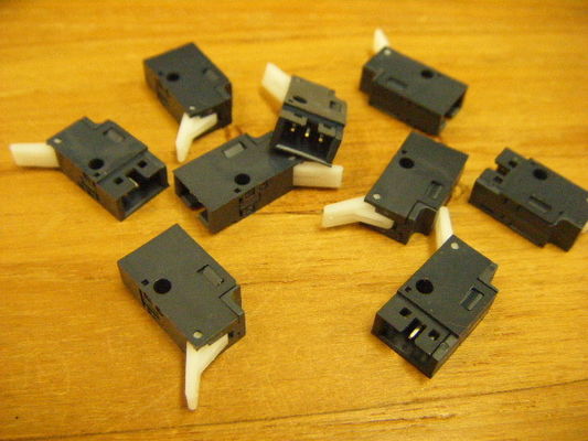 I05248 I05248-00 Công tắc cho phần phụ tùng Minilab của Noritsu Koki nhà cung cấp