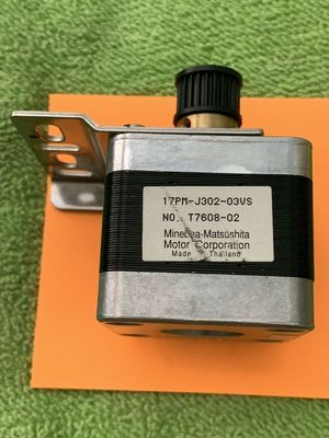 I023045 I023045-00 Motor Noritsu 35 Minilab Spare Part 17 PM-J302-03VS Minebea Matsushita nhà cung cấp